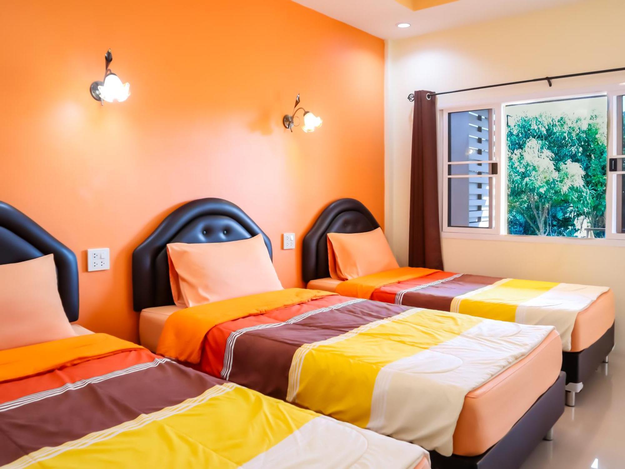 Hotel Baan Suan Mee Tang à Chanthaburi Extérieur photo